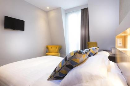 Hotel International Paris - image 3