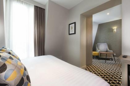 Hotel International Paris - image 7