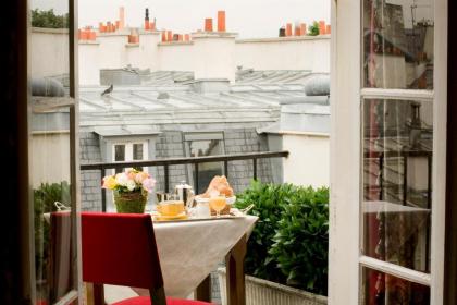 Hotel Des Deux Continents - image 20