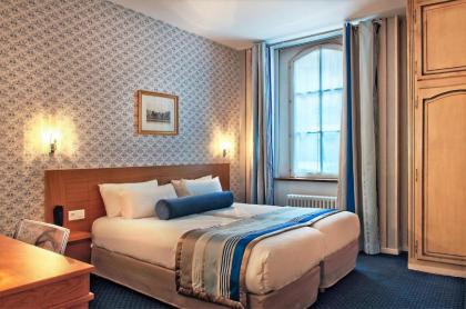 Romance Malesherbes by Patrick Hayat - image 15