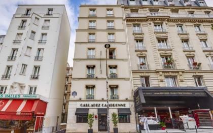 Carladez Cambronne - image 8