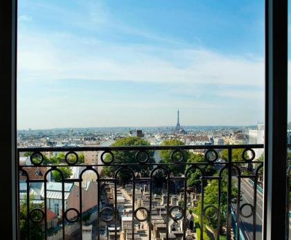 Terrass Hotel - image 2