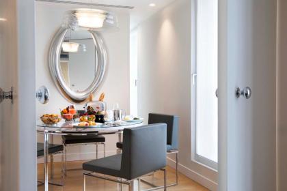 Hotel De Sers Champs Elysees - image 19