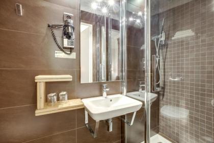 Hotel Opera Maintenon - image 17