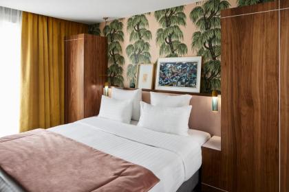 Hotel Taylor - image 1