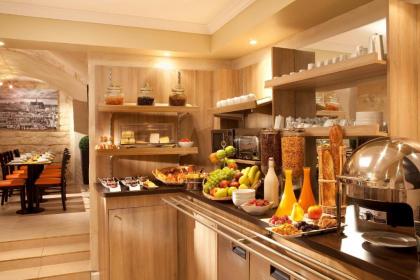 Hotel Saint Honore - image 2