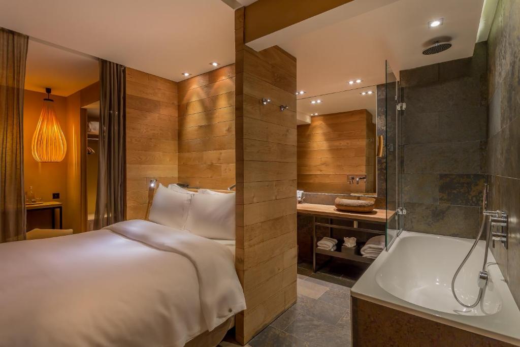 Hidden Hotel By Elegancia - main image
