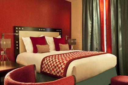 Hotel Le petit Paris - image 1