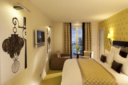 Hotel Le petit Paris - image 18
