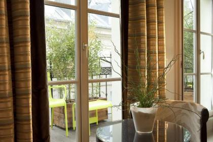 Hotel Le petit Paris - image 19