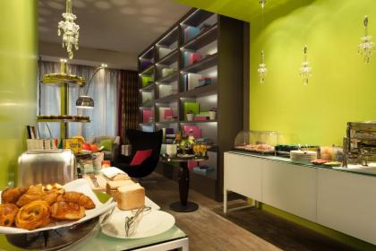 Hotel Le petit Paris - image 4