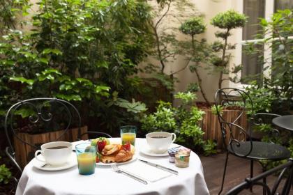 Hotel Le petit Paris - image 5