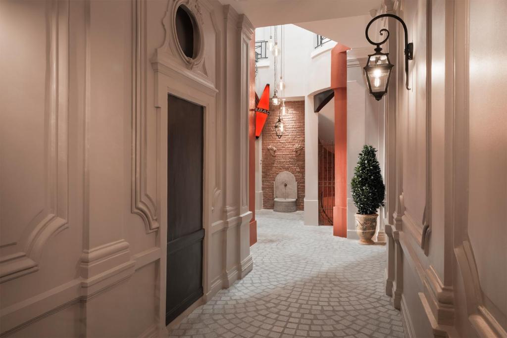 Maison Albar Hotels Le Diamond - image 2