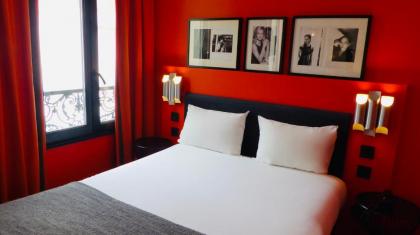 Hotel Noir - image 13