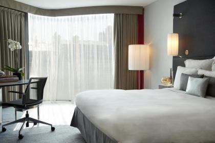 Renaissance by Marriott Paris Arc de Triomphe Hotel - image 5
