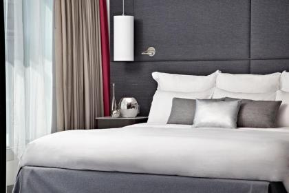 Renaissance by Marriott Paris Arc de Triomphe Hotel - image 6