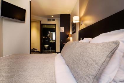 Hotel Arc Elysees - image 16
