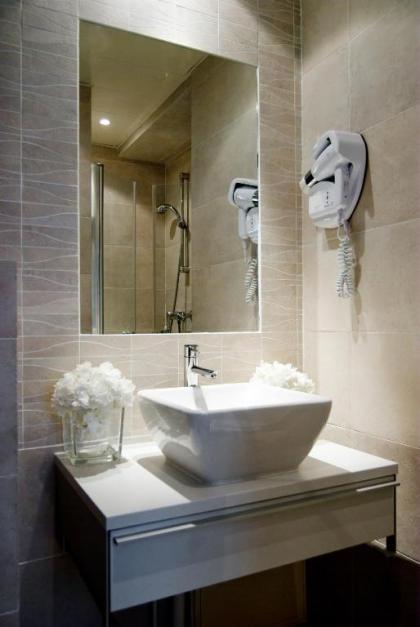 Hotel Arc Elysees - image 18
