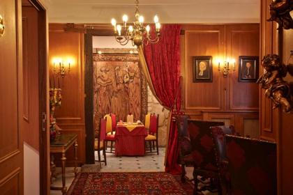 Grand Hotel Dechampaigne - image 20