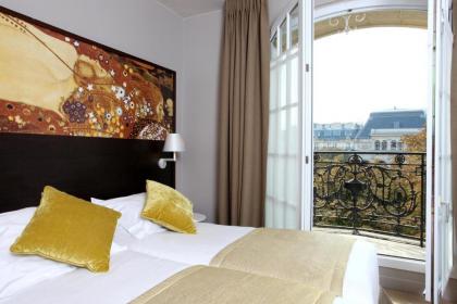 Solly Hôtel Paris - image 8