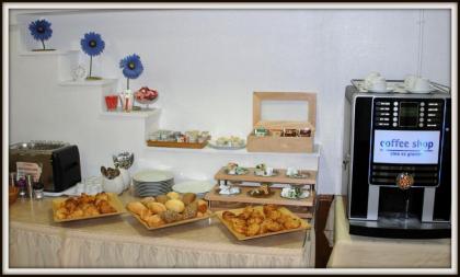 Hotel Crimee - image 11