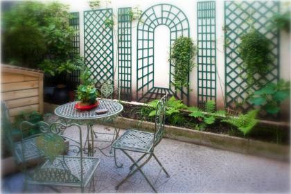 Hotel Crimee - image 16