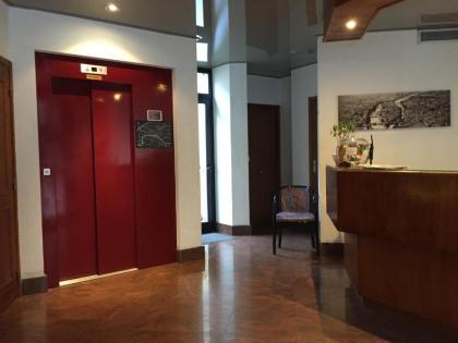 Hotel Crimee - image 18