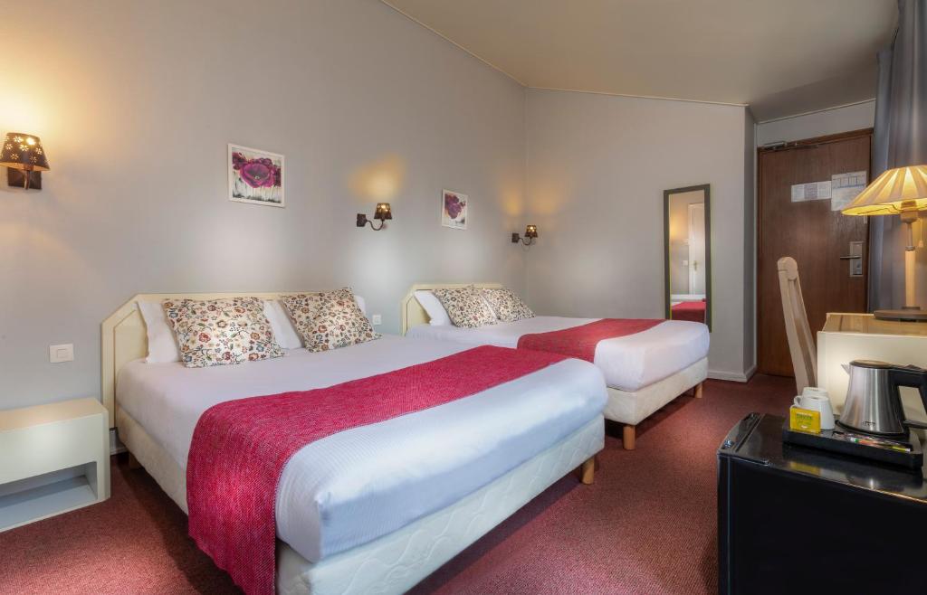 Hotel Crimee - image 5