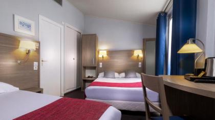 Hotel Crimee - image 6