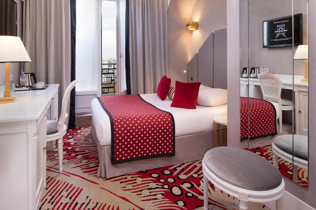 Hôtel Victor Hugo Paris Kléber - image 3