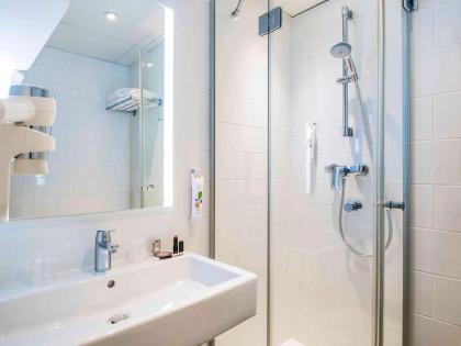 Ibis Styles Paris 15 Lecourbe - image 17