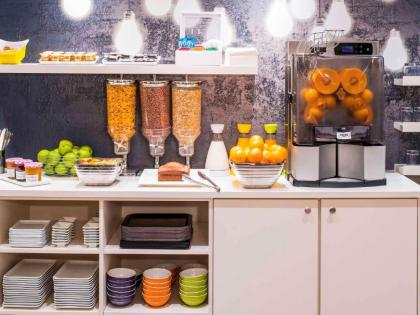 Ibis Styles Paris 15 Lecourbe - image 6
