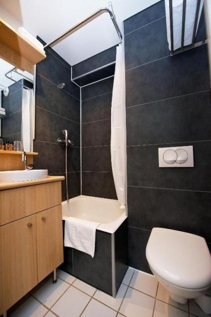 Staycity Aparthotels Gare de lEst - image 14