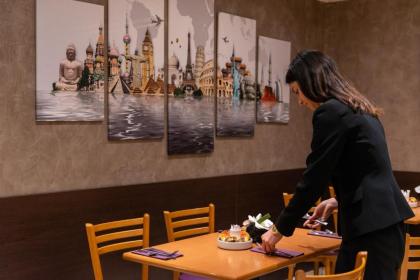 Hotel Apolonia Paris Montmartre; Sure Hotel Collection by Best Western - image 11