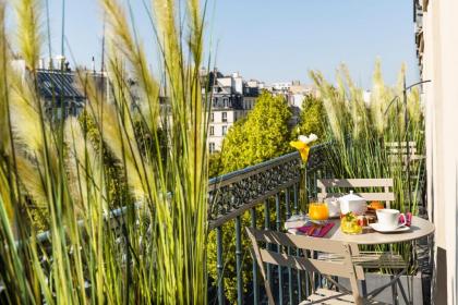 Hotel Marais Grands Boulevards - image 1