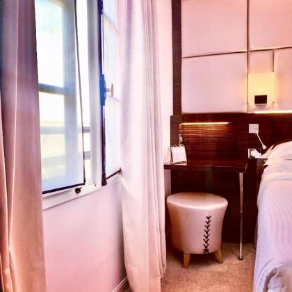Petit Madeleine Hotel - image 12