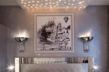 Petit Madeleine Hotel - image 19