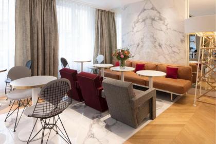 Nouvel Hotel Eiffel - image 4