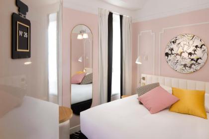 Hôtel Pastel Paris - image 11
