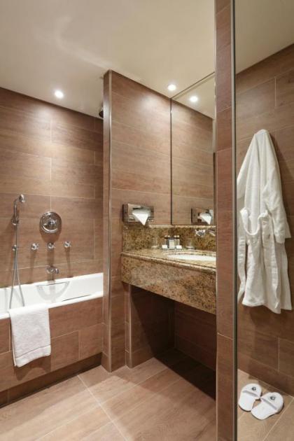 Au Manoir Saint Germain - image 16