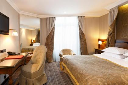 Au Manoir Saint Germain - image 19