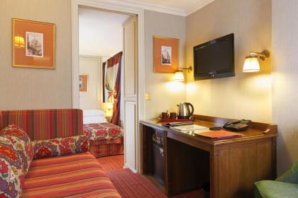Au Manoir Saint Germain - image 20