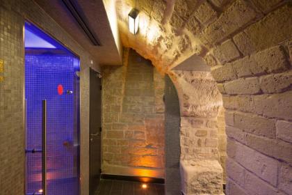 Hotel Du Triangle D'Or - image 5