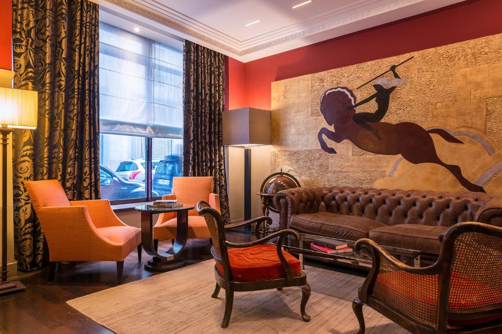 Crystal Hotel - main image