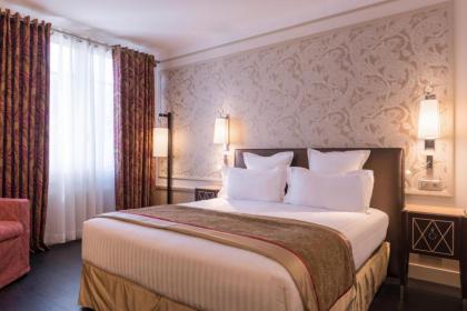 Crystal Hotel - image 20