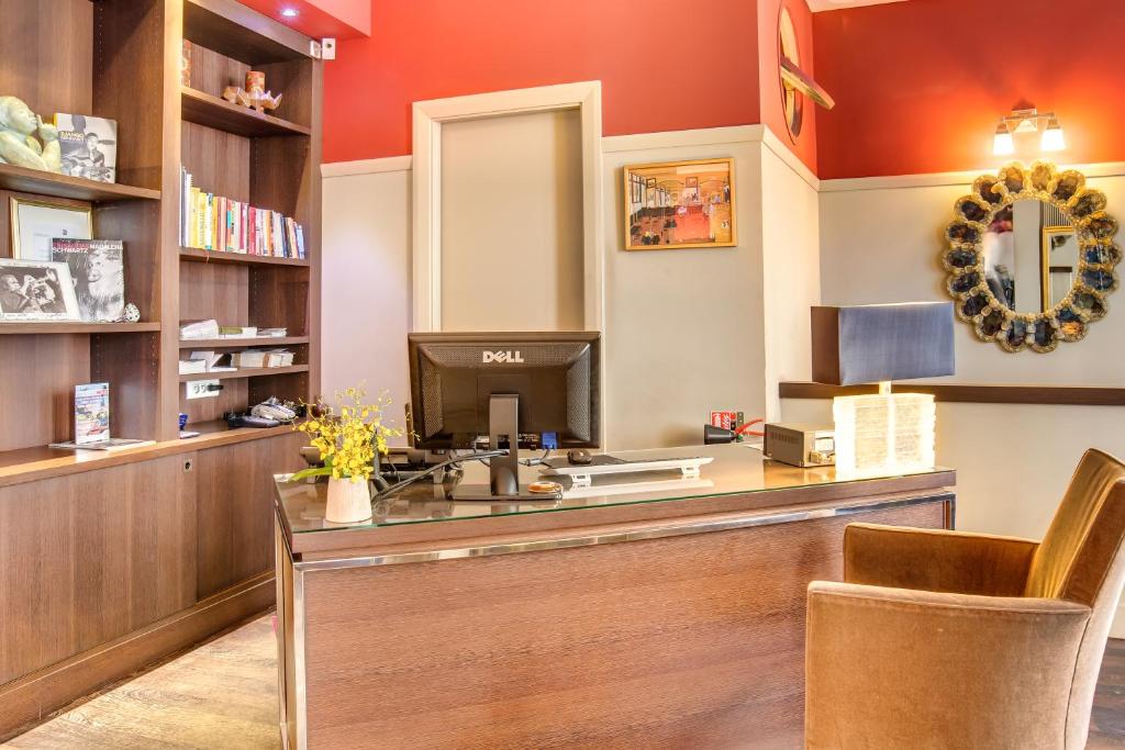 Crystal Hotel - image 3