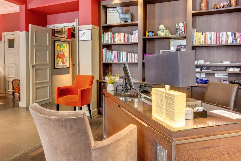 Crystal Hotel - image 4