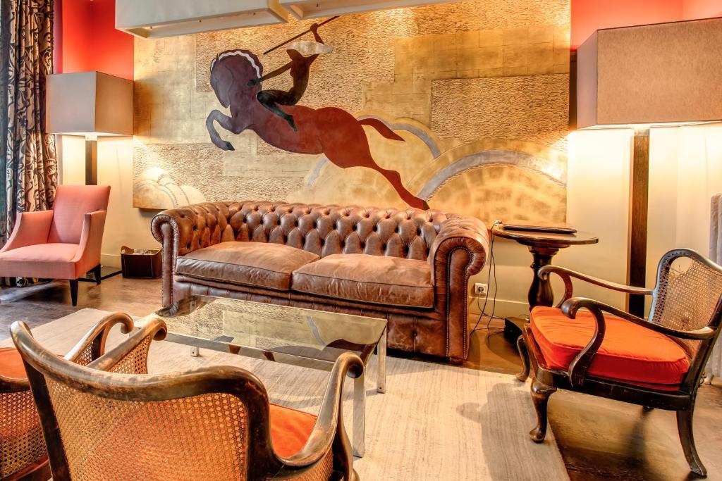 Crystal Hotel - image 5