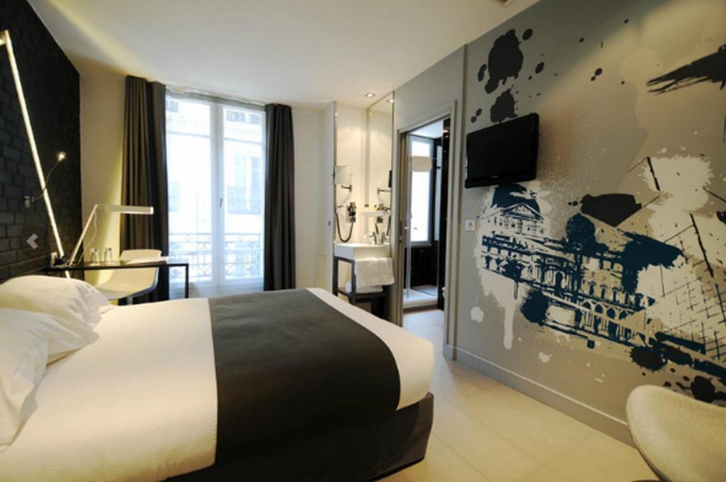 Arc De Triomphe Etoile Hotel - image 2