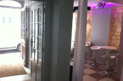 Nation Montmartre Hotel - image 15